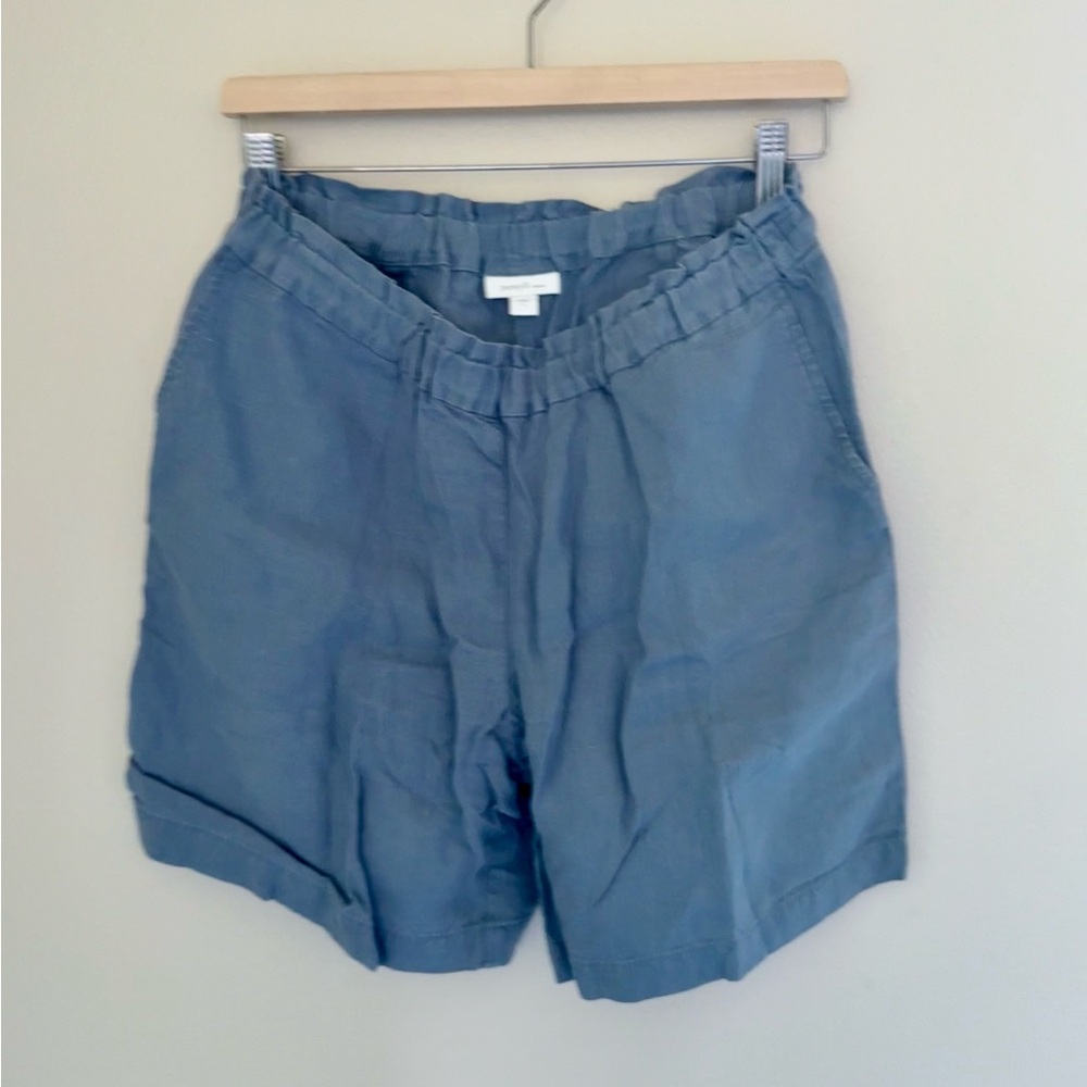 Blue Bermuda Shorts with Elastic Waistband and Lightweight Fabric